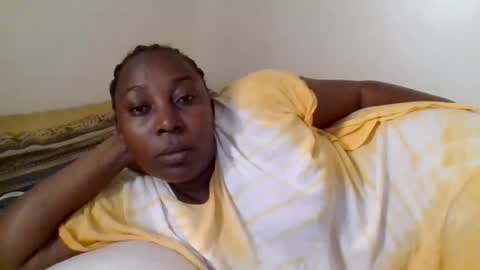Noreen Kennth and Emilly online show from 07/01/26, 05:45