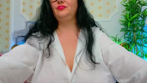 Snapshot of alesha_arabian_ chatting on 04/06/26, 04:52 alesha_arabian_ online show from 04/06/26, 04:52