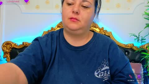 Snapshot of alesha_arabian_ chatting on 04/10/26, 02:17 alesha_arabian_ online show from 04/10/26, 02:17