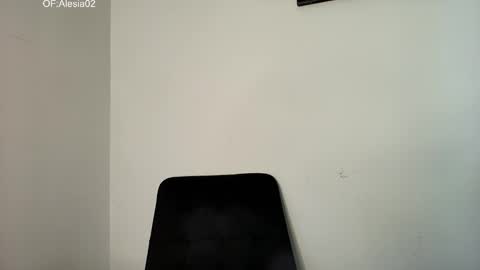 Snapshot of alesia02 chatting on 03/13/26, 01:29 alesia02 online show from 03/13/26, 01:29