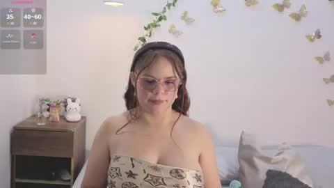 Snapshot of alesia_rose chatting on 05/29/26, 08:07 Ambar online show from 05/29/26, 08:07