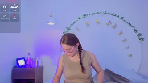 Snapshot of alesia_rose chatting on 06/09/26, 08:09 Ambar online show from 06/09/26, 08:09