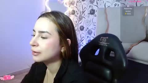 alesia_tay online show from 06/10/26, 11:31