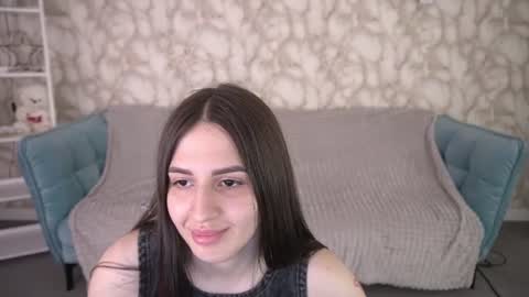 alesiadessmond online show from 06/18/26, 07:07