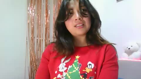 QUEEN OFF MILk  IM BACK  15 NOV online show from 12/18/25, 12:06