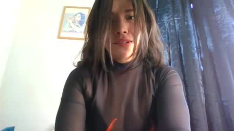 QUEEN OFF MILk  IM BACK  15 NOV online show from 06/25/26, 06:23