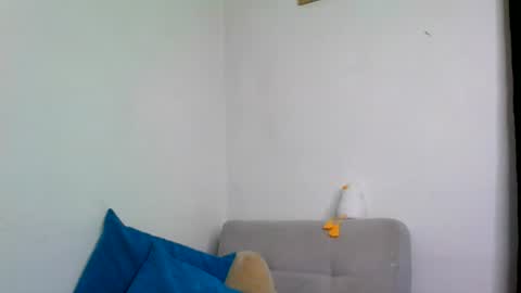 QUEEN OFF MILk  IM BACK  15 NOV online show from 06/26/26, 09:52