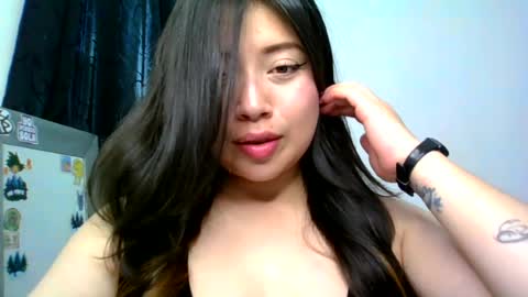 QUEEN OFF MILk  IM BACK  15 NOV online show from 07/23/26, 08:29