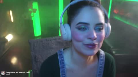Alessa Goreng online show from 01/26/25, 08:46