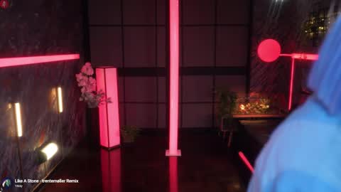 Alessa Goreng online show from 10/24/25, 05:48