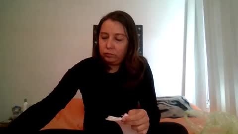 Alessandra Conrado online show from 12/16/25, 05:07