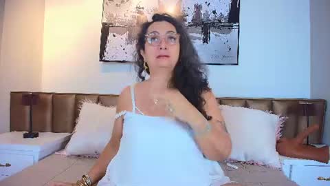 Alessandra online show from 07/15/26, 12:21