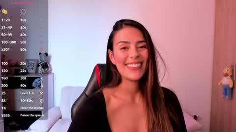 Snapshot of alessandramoreli chatting on 07/28/26, 08:52 AlessandraMoreli Its my birthday online show from 07/28/26, 08:52