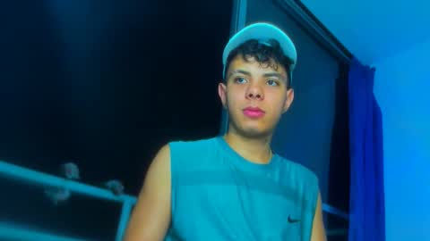 Snapshot of alessandro__777 chatting on 11/03/25, 04:25 Alessandro online show from 11/03/25, 04:25