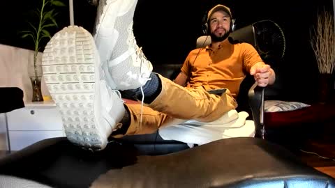 ALESSANDRO  WYE online show from 11/02/25, 02:58