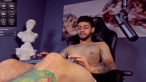 Snapshot of alessandro_duty chatting on 02/26/25, 12:49 Alessandro INDEPENDENT MODEL online show from 02/26/25, 12:49