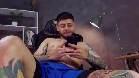 Snapshot of alessandro_duty chatting on 09/19/25, 03:08 Alessandro INDEPENDENT MODEL online show from 09/19/25, 03:08