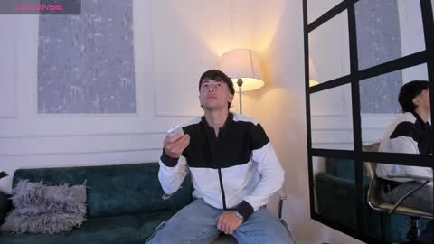 Alessandro Dybala online show from 10/07/25, 12:13