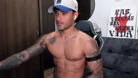 Alessandro Vanni online show from 09/25/25, 01:20