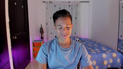 Alessandro online show from 02/11/25, 01:41