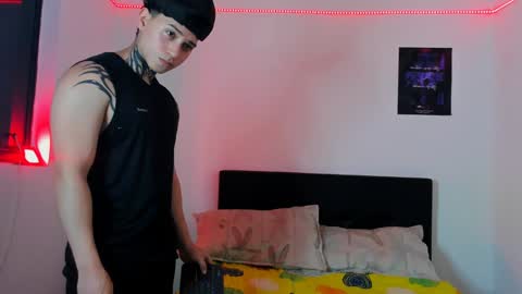 Alessandro online show from 02/01/25, 03:19