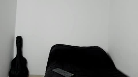 Alessandro online show from 06/10/26, 01:06