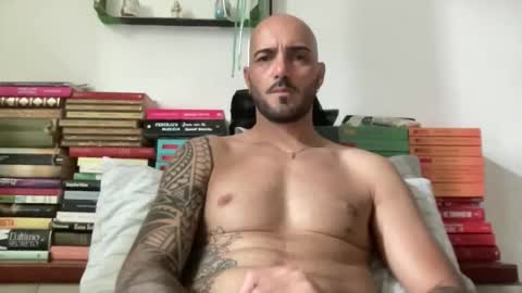 alessandromori91 online show from 06/11/26, 10:57