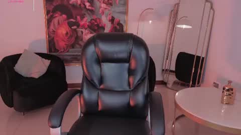 ALESSA ROMERO  online show from 06/17/26, 08:10