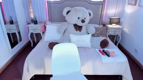 Alessia cruz online show from 02/01/25, 01:51