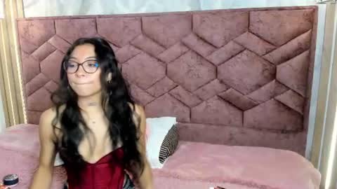 Alessia  online show from 06/25/26, 09:41