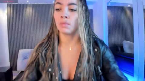 Alessia  Everyday From 0530 to 1430 Col Time online show from 11/04/25, 12:15