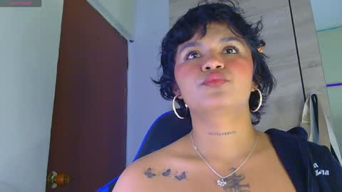 Snapshot of alessia_temptation chatting on 04/21/26, 05:14 alessia_temptation online show from 04/21/26, 05:14