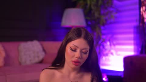 Snapshot of alessianoire chatting on 06/11/26, 06:06 Natasha online show from 06/11/26, 06:06