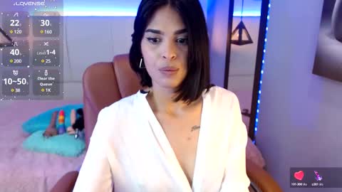 Snapshot of alessiaval chatting on 02/27/25, 12:13 Valery online show from 02/27/25, 12:13