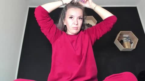 alesys69 online show from 10/10/25, 09:58