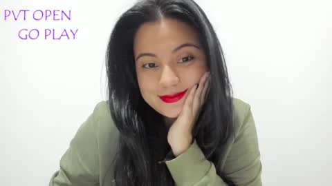 Snapshot of aleteacher chatting on 01/15/25, 04:25 Alejandra online show from 01/15/25, 04:25