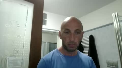 Snapshot of alex120475 chatting on 04/17/26, 07:44 alex120475 online show from 04/17/26, 07:44