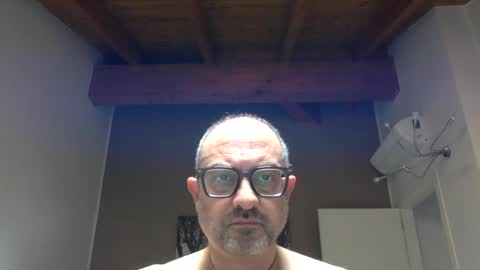 Snapshot of alex1977milano chatting on 06/04/26, 07:25 the Gold Couple online show from 06/04/26, 07:25