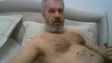 Snapshot of alex80581 chatting on 11/15/25, 08:22 Alexey online show from 11/15/25, 08:22