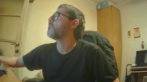 Snapshot of alex81pv1981 chatting on 01/26/25, 07:31 alex81pv1981 online show from 01/26/25, 07:31