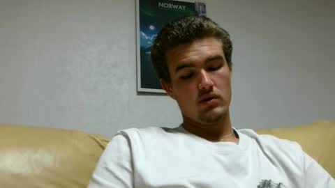 Snapshot of alex83530 chatting on 12/05/24, 02:44 Alex83530 online show from 12/05/24, 02:44