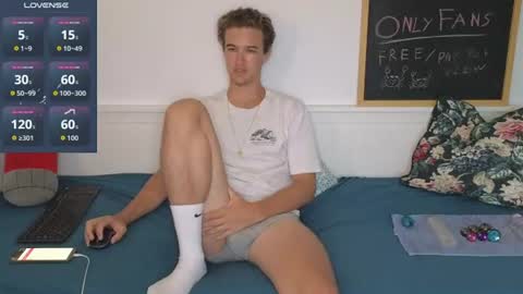 Alex83530 online show from 07/30/26, 07:18