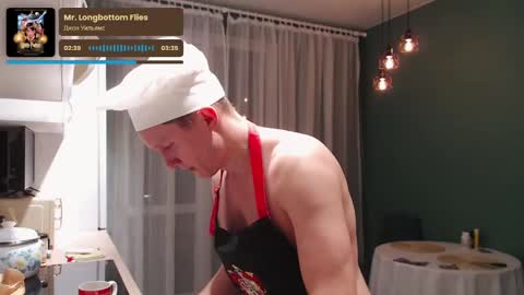 Snapshot of alex_amazing chatting on 03/04/25, 09:11 Alex Amazing online show from 03/04/25, 09:11