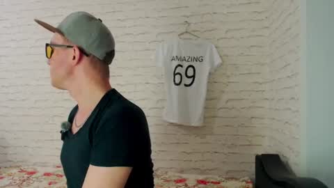 Alex Amazing online show from 06/14/26, 10:01