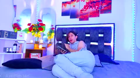 sneider online show from 09/14/25, 07:57