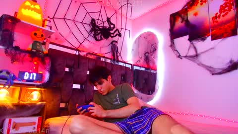 sneider online show from 10/30/25, 06:41