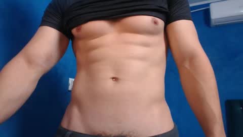 Snapshot of alex_blu chatting on 10/06/25, 09:18 Alex online show from 10/06/25, 09:18