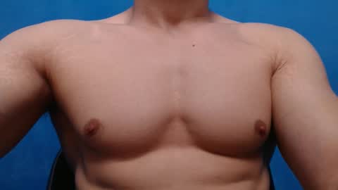 Snapshot of alex_blu chatting on 10/20/25, 02:50 Alex online show from 10/20/25, 02:50