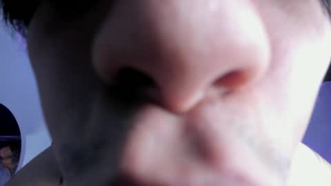 Snapshot of alex_cano chatting on 06/04/26, 02:01 alex online show from 06/04/26, 02:01