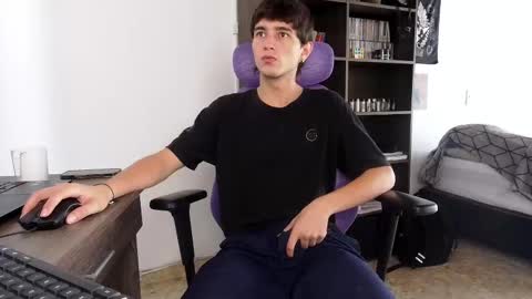 alex_connorr online show from 10/03/25, 03:20